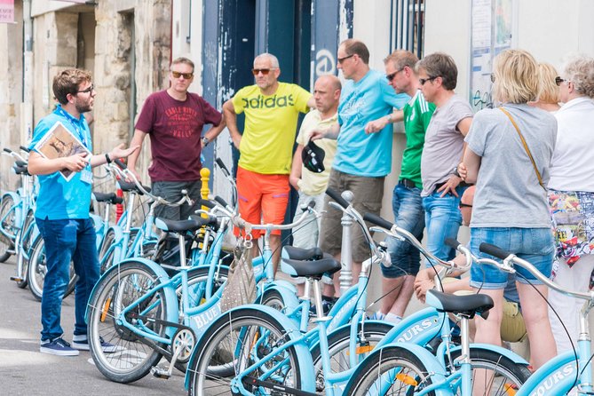 Paris Bike Tour Hidden Secrets in the Latin Quarter & Le Marais neighborhoods - Weather, clothing, and what to carry