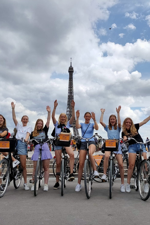 Paris: City Highlights Bike Tour - The Seine and the Eiffel Tower