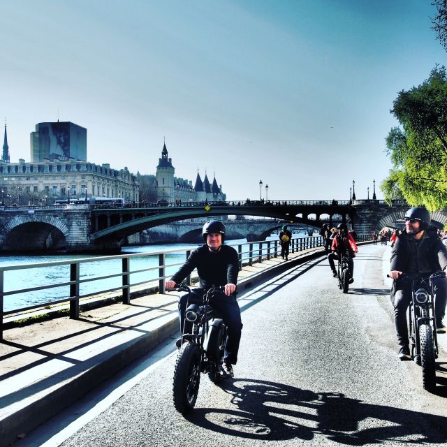 Paris: City Highlights Private Electric Bike Tour - Ile Saint Louis and Notre Dame