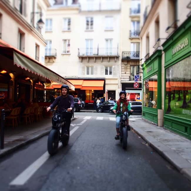 Paris: City Highlights Private Electric Bike Tour - Starting at 6 Rue de Jarente
