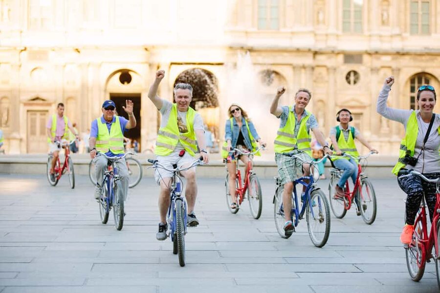 Paris Evening Snapshot Bike Tour - Is $46 a fair price?