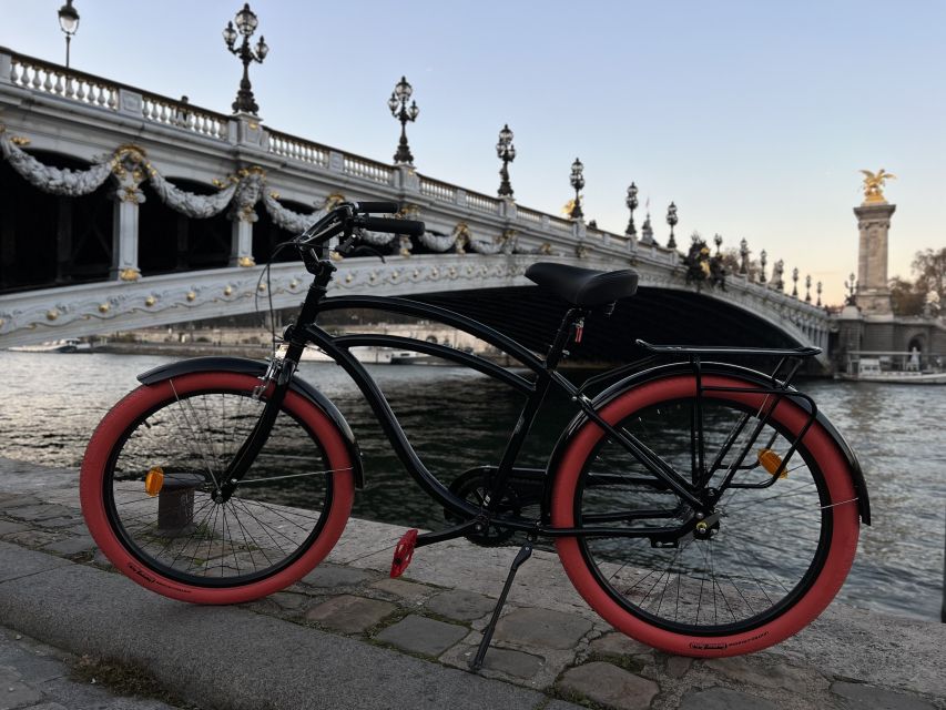 Paris: Guided City Highlights Bike Tour - The Louvre, Tuileries, and the first Seine crossings