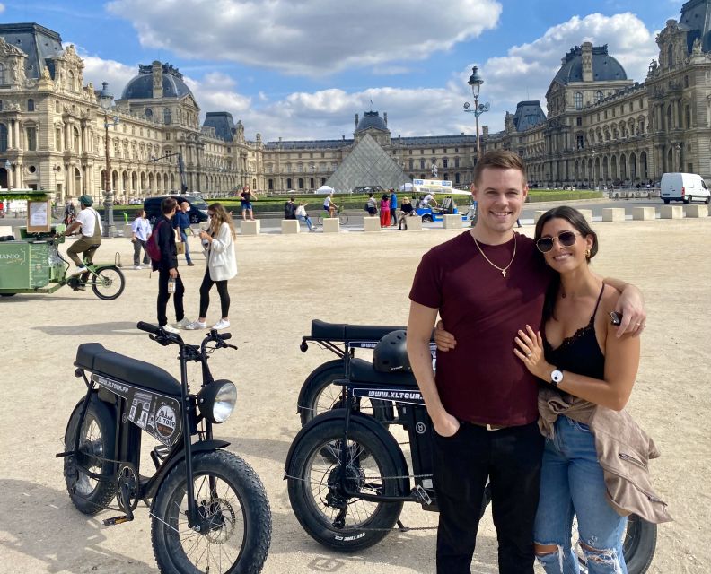 Paris: Guided City Tour by Electric Bike - How the guide shapes the experience