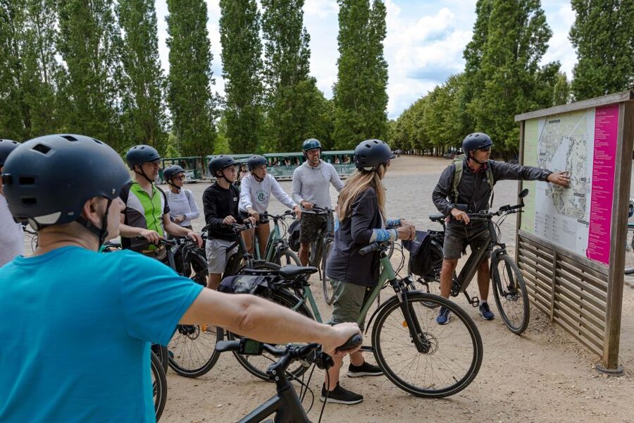Paris: Versailles Palace and Queen Hamlet E-Bike Tour - The Hall of Mirrors and Versailles gardens