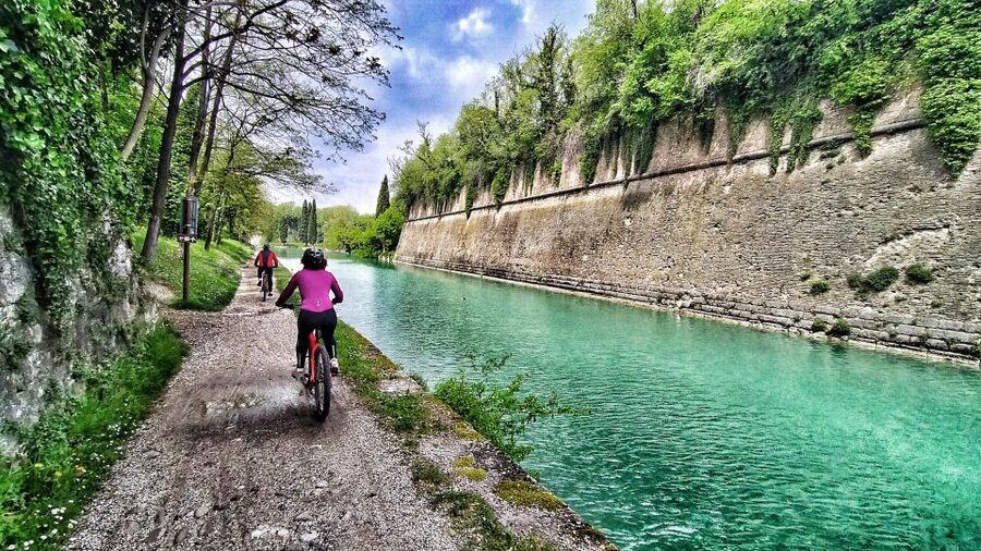 Peschiera del Garda: Lake Garda & Borghetto E-Bike Tour - A Four-Hour Pace That Makes Sense