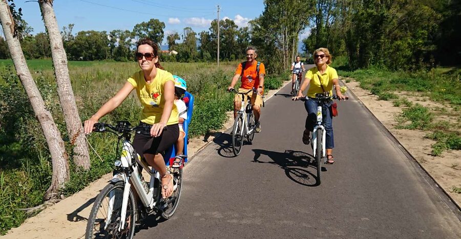Pisa: Cycling to the Sea on a Self-Guided Tour - Standard bike or electric bike?