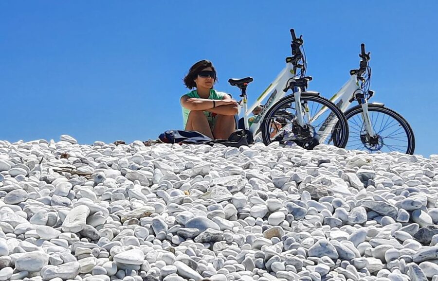 Pisa: Self-Guided tour to the sea by E-Bike - Getting comfortable with the E-bike