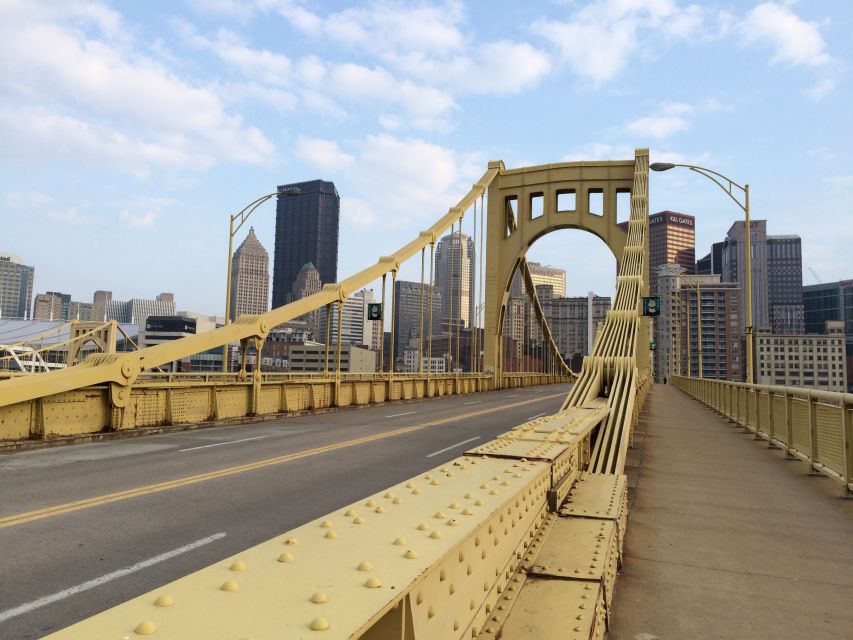 Pittsburgh: Beauty of the Burgh Bike Tour - Following the Northshore river trails