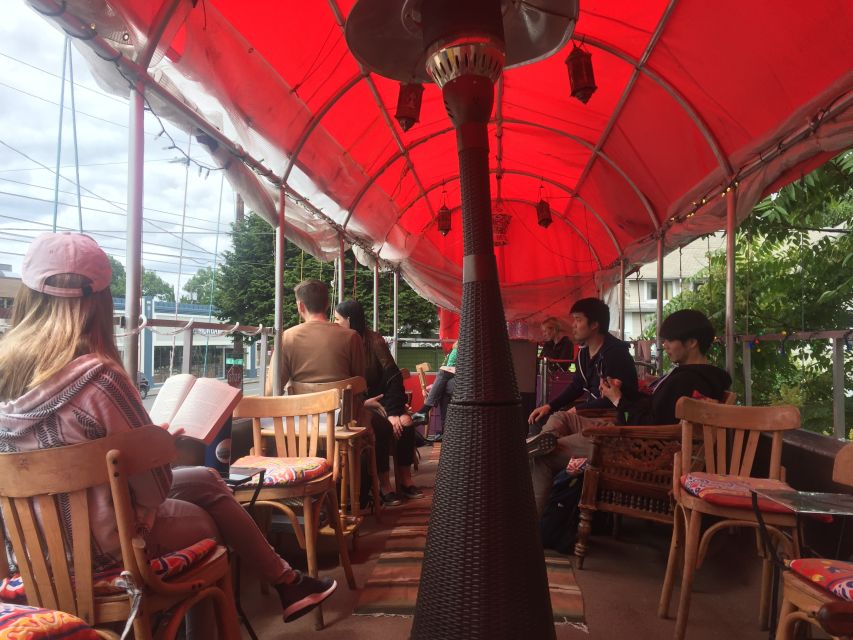 Portland: Food Carts of the Eastside Bike Tour - Riding through Southeast Portland toward Hawthorne