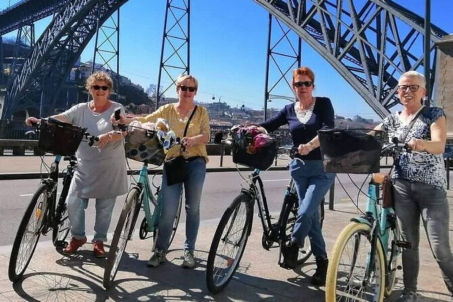 Porto: 1 to 4 Day Electric Bicycle Rental - Starting in central Porto