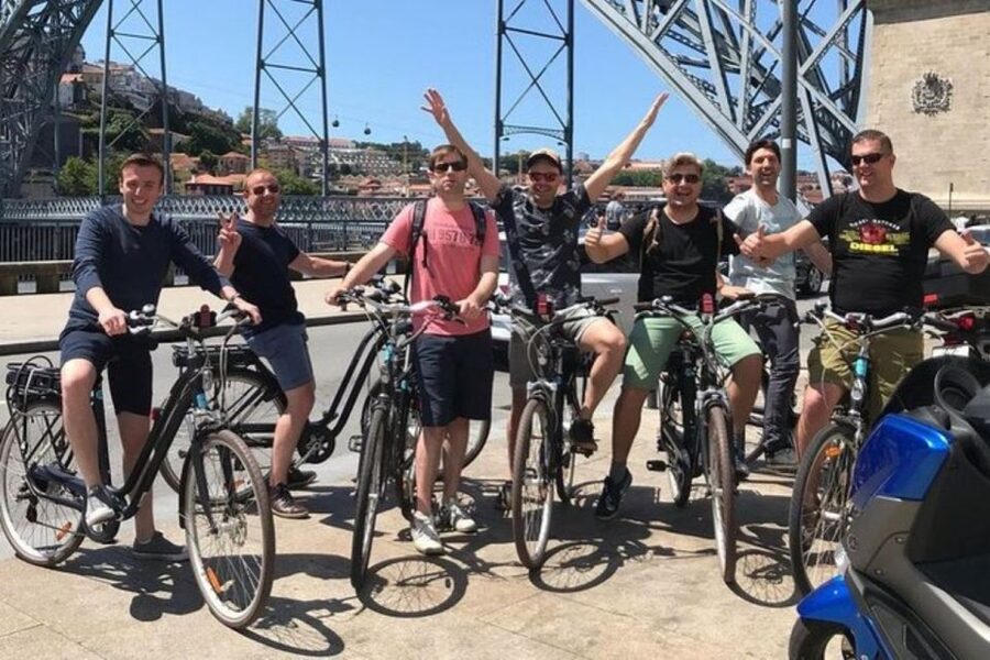 Porto: Bicycle Rental - From Porto toward Foz and the Atlantic