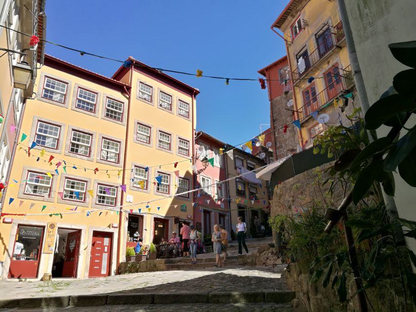 Porto: City Highlights 3-Hour Guided Electric Bike Tour - Porto Cathedral and the Sé district