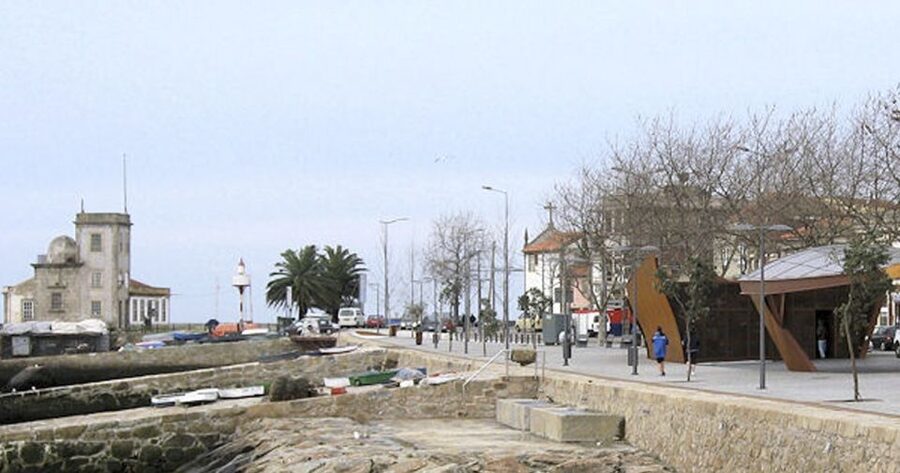 Porto: Private Bike Tour with a Local Guide - Starting in Miragaia beside the Douro