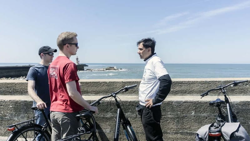 Porto Private E-Bike Tour: Douro River, Parks & Beaches - Matosinhos, the city park and a greener return