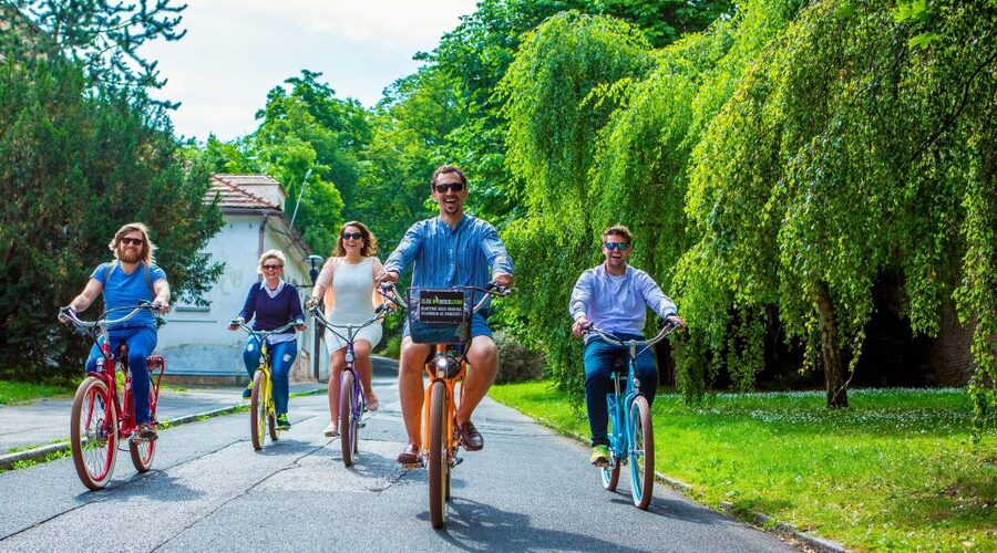 Prague: 7 Best Viewpoints of Prague E-Bike Tour - Old Town: familiar sights from a different angle