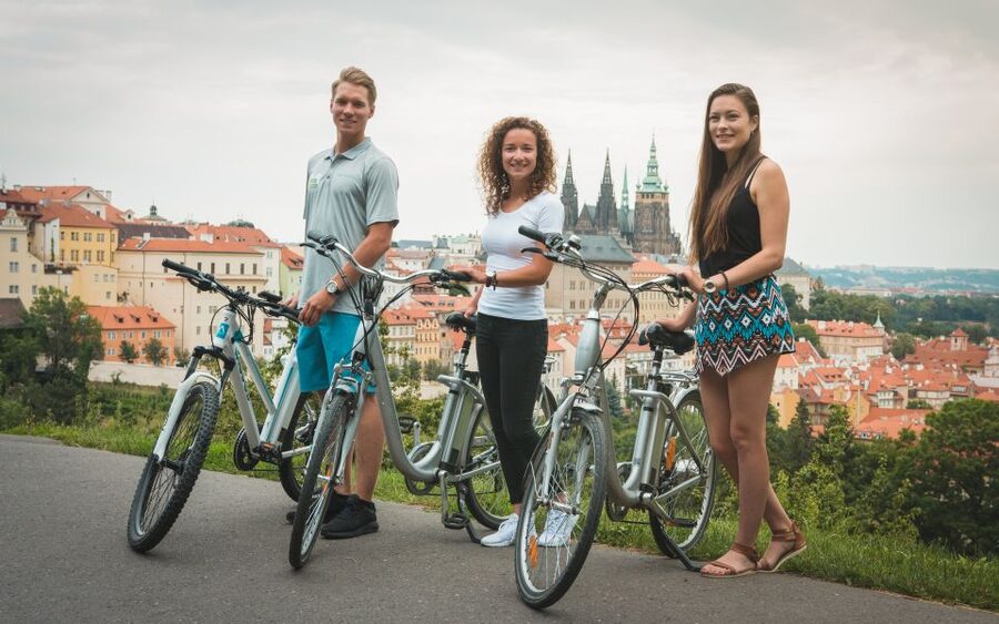 Prague: Bike or E-Bike City Tour with A Local Guide - Queen Anne’s Summer Palace and Prague Castle