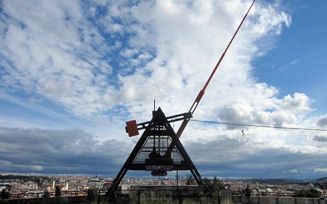 Prague: Stunning Viewpoints, Castle, City & Park E-Bike Tour - New Town and Wenceslas Square