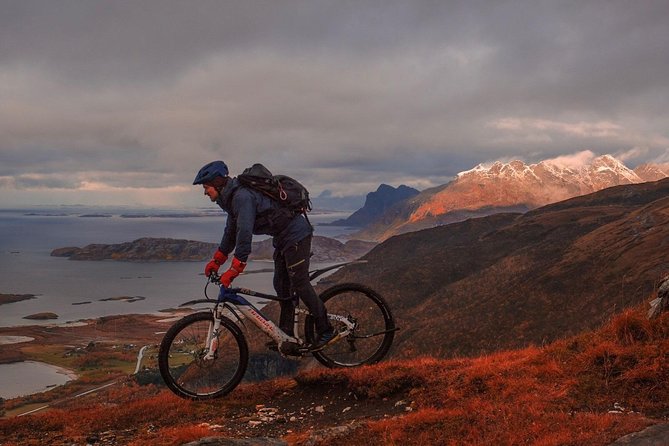 Premium eBike rental - Riding to Keiservarden from Bodø