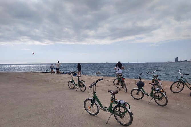 Private Bike tour for families - Guides who keep families involved