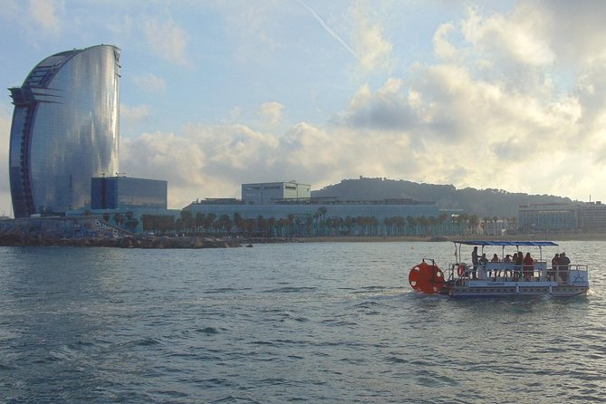 Private Boat rental - Pedal Cruises Barcelona - Cycle Boat - Drinks, music, and the party atmosphere