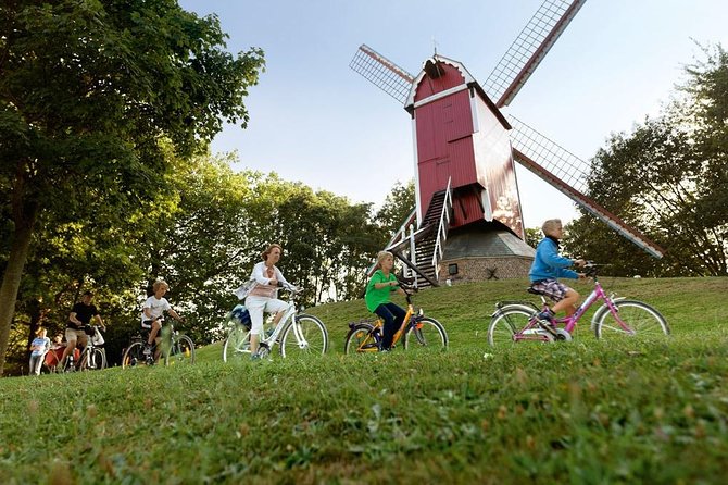 Private Bruges Countryside Cycling Tour to Damme with Guided Walk - The Damme Canal makes the countryside feel close