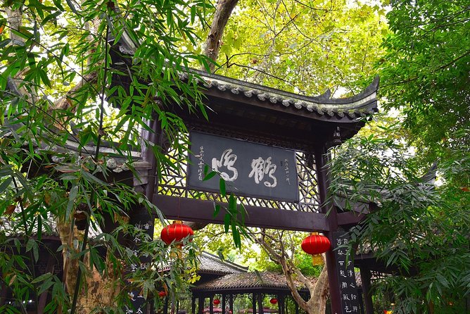 Private Chengdu Half Day Bike Tour - Song Xian Qiao Antique and Art Market