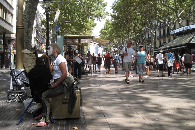Private discovery bike tour of Barcelona - Comfort, pace, and small drawbacks