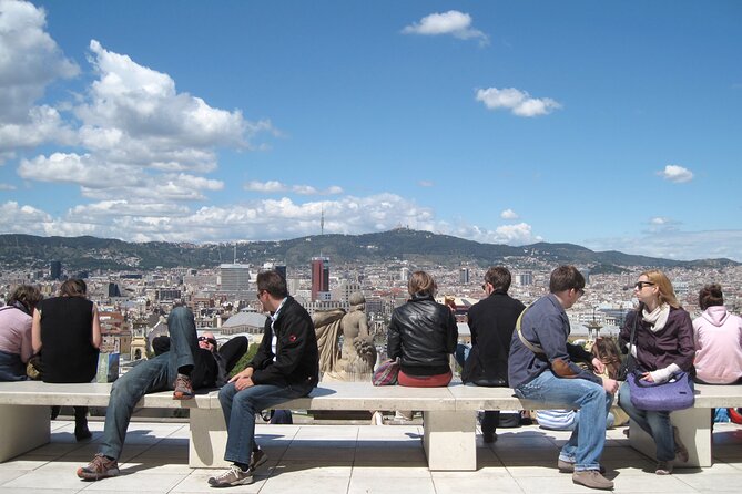 Private electric bike tour - Discovery of Barcelona - Gaudí’s Barcelona in three major stops