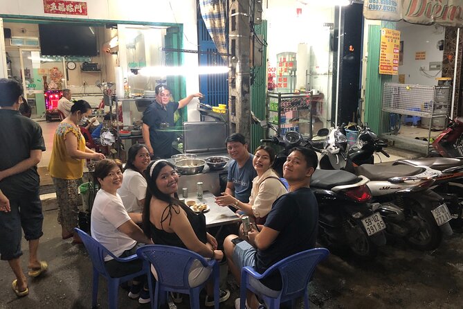 Private Half-Day Bike Tour in Saigon with Guide - Crossing the Saigon River at Thu Thiem 2 Bridge