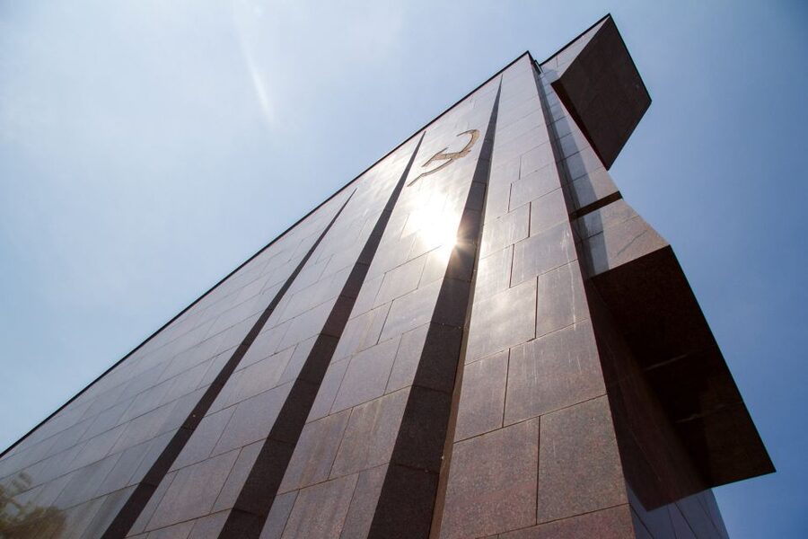 Private Highlights of Berlin Bike Tour - Bebelplatz and the center of Prussian Berlin