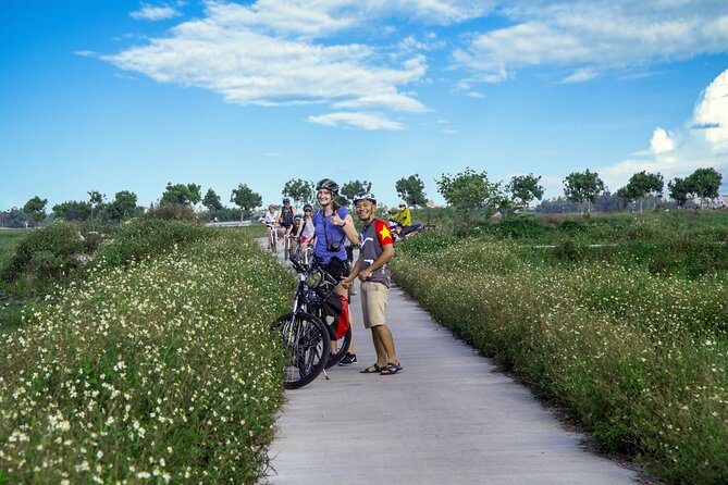 Private Hoi An Evening Food Tastings Tour by Bike - The return ride and the real pace of the tour