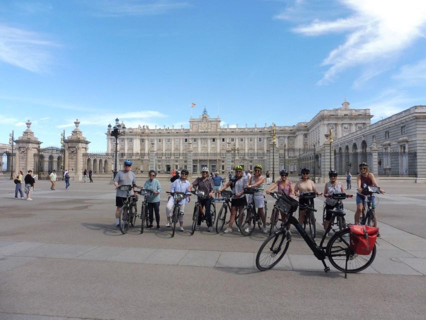 Private Madrid Bike Tour | Exclusive Guided Tour | From 30€ - Optional routes into local neighborhoods and nature