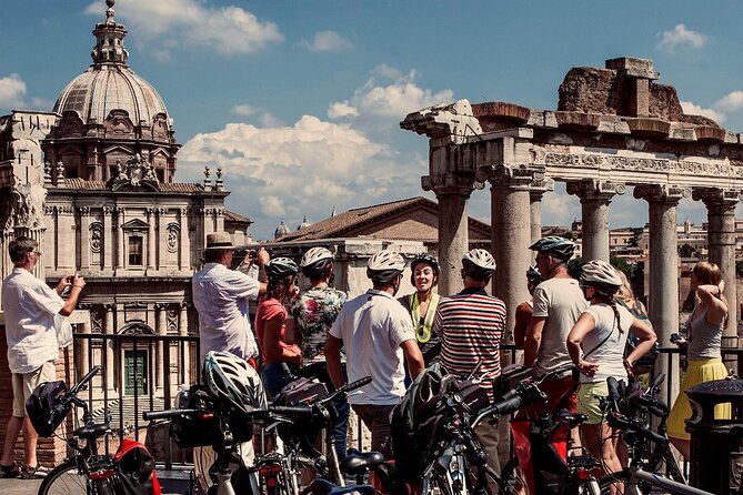 Private Rome City Bike Tour with quality Cannondale EBike - Ending at the Capitol with Michelangelo’s view