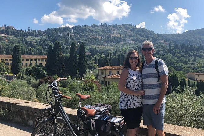 Private Self-Guided E-Bike Ride in Tuscany with Vineyard Visit - Starting on Via San Gallo at 10 a.m.