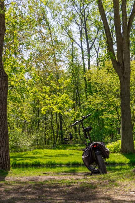 Quebec City: Montmorency Falls and Microbrewery eBike Tour - The La Barberie beer stop