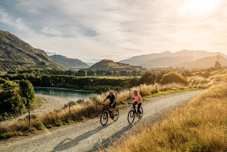 Queenstown: Arrowtown To Queenstown Biking Adventure - Who Will Enjoy This Most?