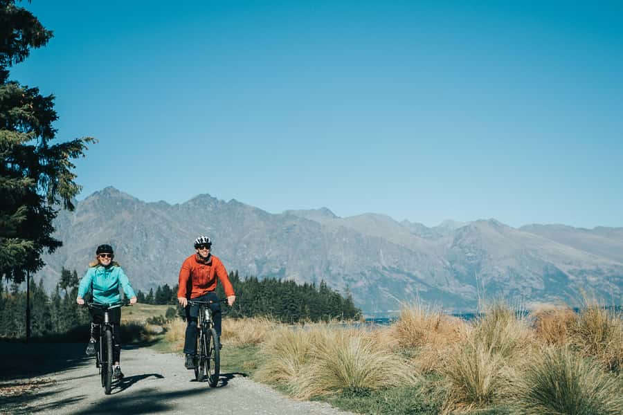 Queenstown: E-bike Hire on the Queenstown Trail - Collecting your bike at 3 Searle Lane