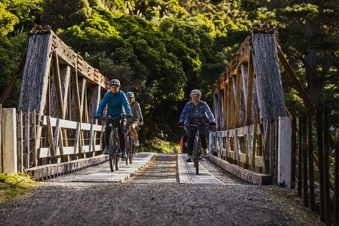 Remutaka Rail Trail Mountain Bike Explorer Cycle Tour - Getting from Wellington to Kaitoke