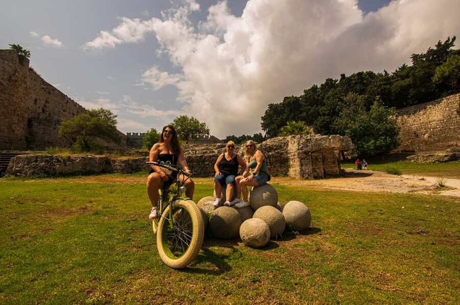 Rhodes: E-bike Highlights Sunset or Morning Photo Tour - Gates, walls, and the moat