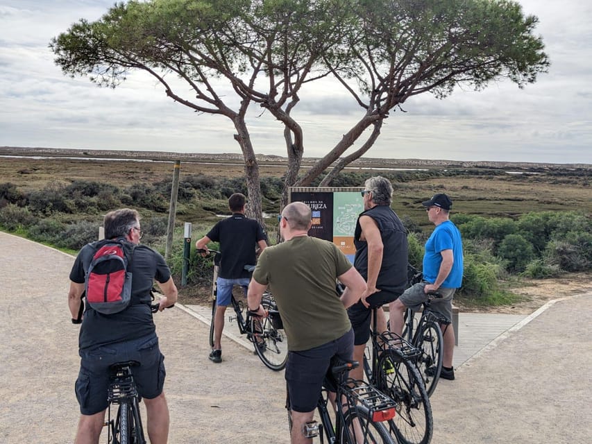 Ria Formosa: Guided Bike Tour (3h), Início na Quinta do Lago - Faro Airport beside a protected natural area
