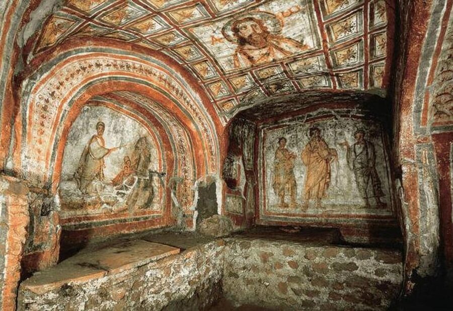 Roma: DELUXE Appian Way Bike Tour, Catacombs Visit & Lunch - The Circus of Maxentius adds imperial scale
