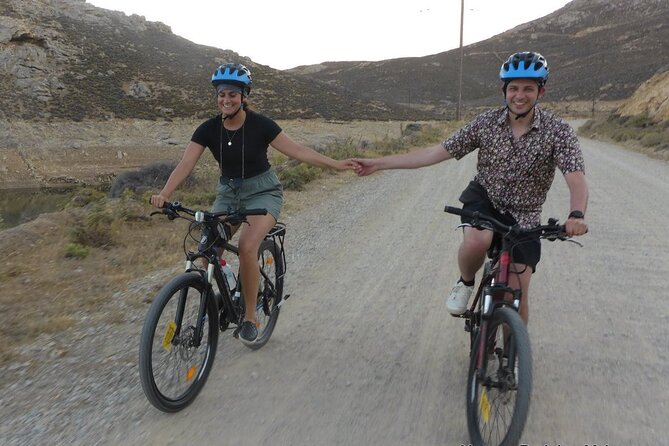Romantic Cycling Tour with Private Picnic at the beach - Fitness, equipment, and practical limits