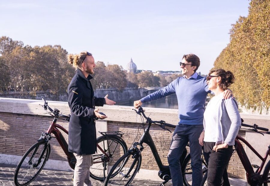 Rome: 3.5-Hour Small Group E-Bike Tour - Capitoline Hill and the Roman Forum view