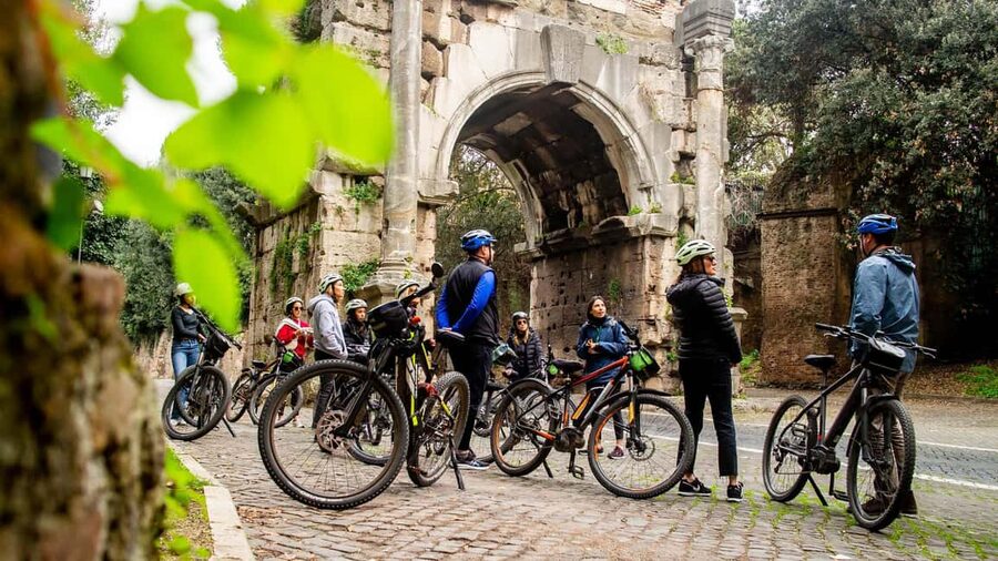 Rome: Appian Way Aqueducts Bike Tour (UPG Catacombs & Lunch) - Key points to know before you book