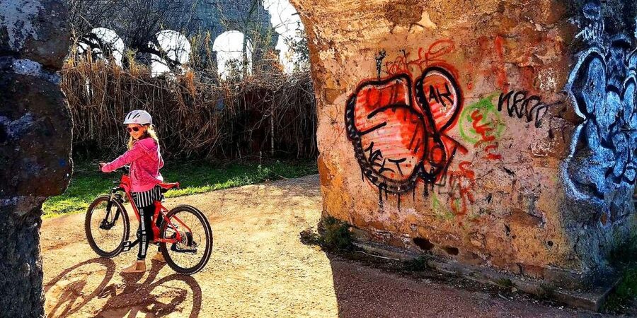 Rome: Appian Way & Catacomb Sunset E-bike Tour with Aperitif - Villa of Maxentius and the old Roman road