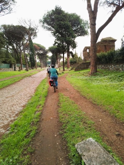 Rome: Appian Way & Catacomb Sunset E-bike Tour with Aperitif - Is $89.50 a fair price?