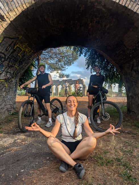 Rome: Appian Way, Catacombs & Aqueducts by eBike + Transfer - Who should book this ride?