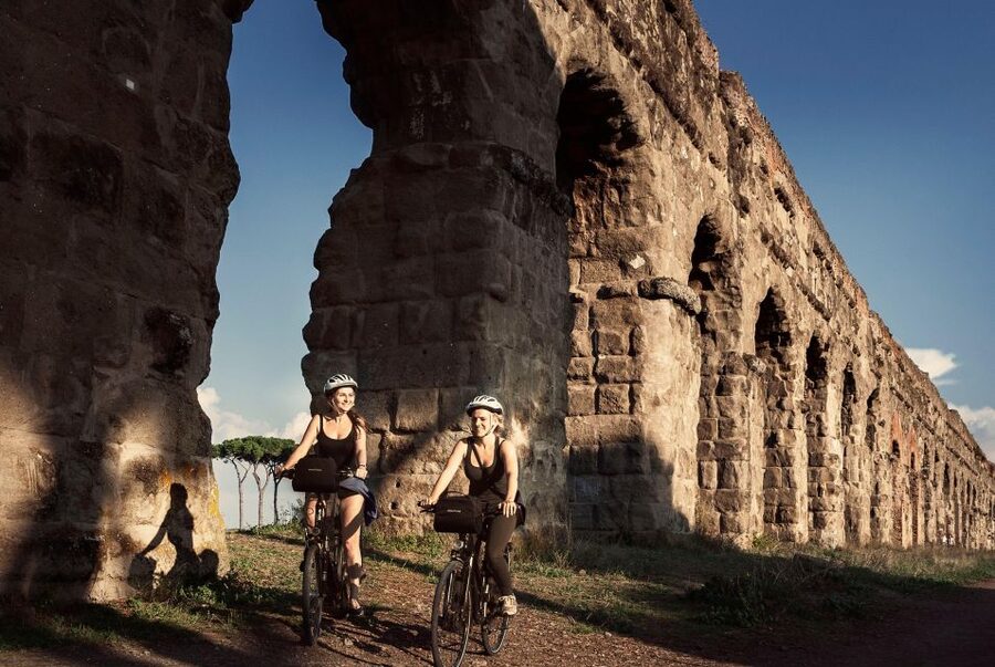 Rome: Appian Way, Catacombs & Roman Aqueducts Top EBike Tour - From Via Labicana to the Aurelian Walls