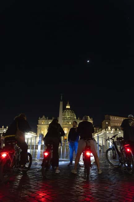 Rome by Night: E-bike Small Group Tour -Food & Wine (Option) - Saint Peter’s Basilica and Castel Sant’Angelo