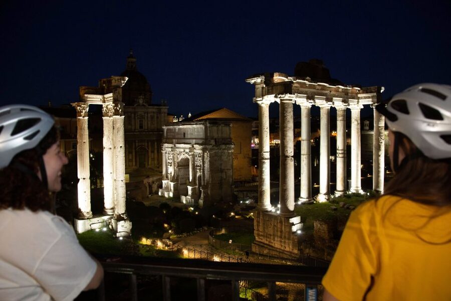 Rome: Cannondale E-Bike Evening Tour with Optional Dinner - Piazza Venezia and the final ride past the Imperial Fora